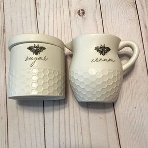 Heartland creamer and sugar